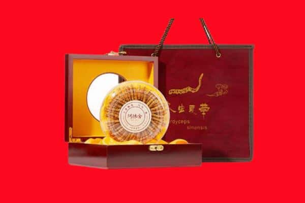 收购资讯:泸州泸县回收冬虫夏草是按克吗